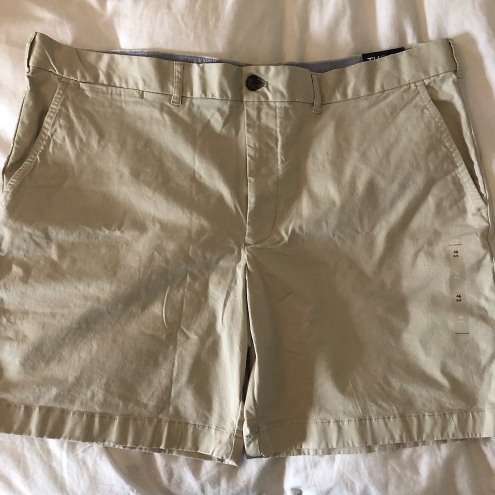 NEW Tommy Hilfiger Khaki Shorts